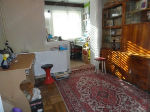 Apartament 3 camere decomandat, 2 bai, 2 balcoane, etaj 2 zona Vlaicu, 79 mp, centrala pe gaz - imagine 18