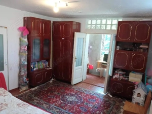 Casa cu teren 284mp(singur in curte) zona Pietei Centrale - imagine 4