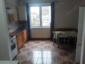 Apartament  decomandat, la parter, 3 camere, pivnita, garaj ,gradinuta  - imagine 6