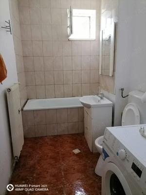 Apartament  decomandat, la parter, 3 camere, pivnita, garaj ,gradinuta  - imagine 7