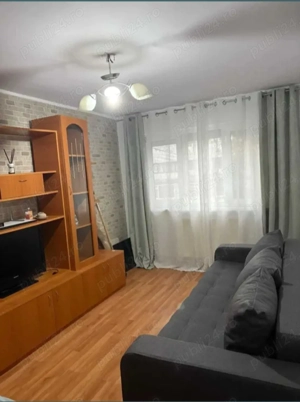 Închiriez ap. 2 camere, et.1, Radu Negru , 1400 lei