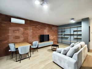 Apartament Scala , prima inchiriere , Cetate