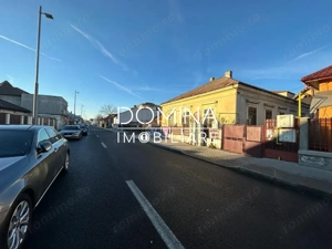 Vânzare casă, situată în Târgu Jiu, strada Tudor Vladimirescu - imagine 3
