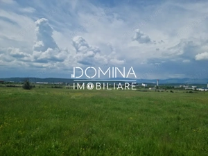 Vânzare teren extravilan situat în Târgu Jiu, strada Ciocârlău