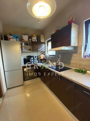 Casa de inchiriat | 4 camere | Parcare | Curte | Foisor cu barbeque | Salicea - imagine 2