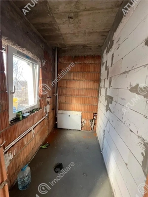 Casa individuala 4 camere 2 bai teren 300 mp zona Sura Mica Sibiu - imagine 8