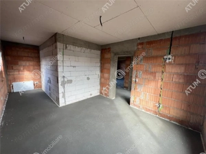 Casa individuala 4 camere 2 bai teren 300 mp zona Sura Mica Sibiu - imagine 13