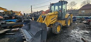  Buldoexcavator Komatsu WB93R - imagine 2