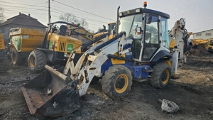 Buldoexcavator JCB 2CX
