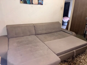 Coltar extensibil gri cu lada de depozitare   confortabil, stare buna