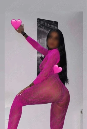 Cristina, Nouă la tine în Oraș !