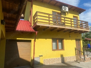 casa de vanzare , zona foarte linistita , frumos amenajata ! - imagine 4