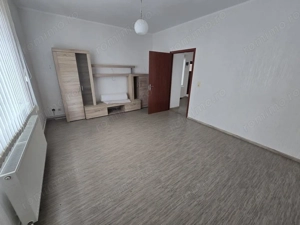 Casă cu hală și anexe Potențial pentru locuință și afacere Biled - imagine 6