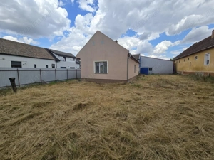 Casă cu hală și anexe Potențial pentru locuință și afacere Biled - imagine 16