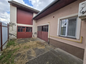 Casă cu hală și anexe Potențial pentru locuință și afacere Biled - imagine 15