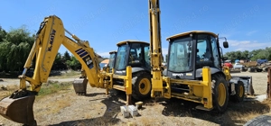  Buldoexcavator Komatsu WB93R  an 2021 - imagine 6