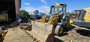  Buldoexcavator Komatsu WB93R  an 2021 - imagine 17