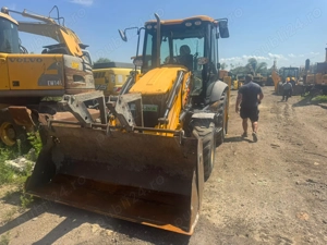  Buldoexcavator JCB 3CX - imagine 8