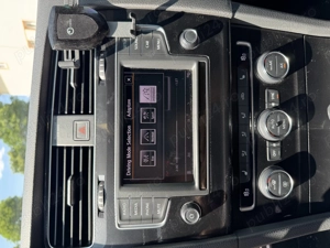 Vând Volkswagen Golf 7 GTD DSG Sport&Sound 184CP 2016 - imagine 7