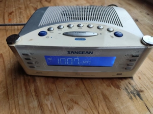 Vând Radio cu ceas automat DCF77