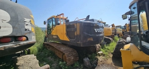  Excavator pe șenile Volvo EC 220 E - imagine 7