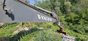  Excavator pe șenile Volvo EC 220 E - imagine 4