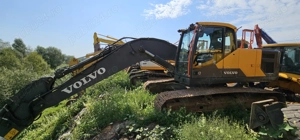  Excavator pe șenile Volvo EC 220 E - imagine 8