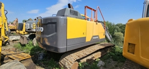  Excavator pe șenile Volvo EC 220 E - imagine 6