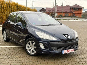 Peugeot 308 - imagine 2