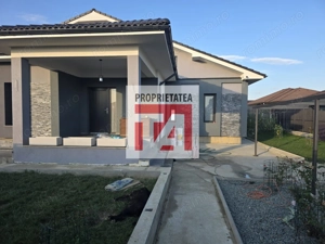 Casa deosebita in Satu Nou De Jos - imagine 10
