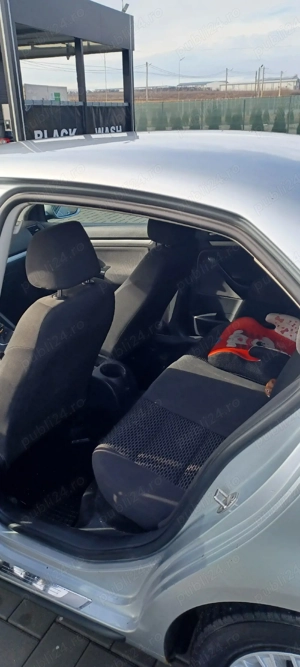 Volkswagen Jetta - imagine 2