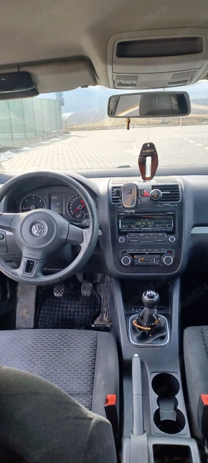 Volkswagen Jetta - imagine 3