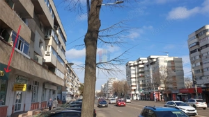 C.Calarsilor intre Concordia si Tineretului spatiu comet 25mp