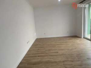 Apartament cu 3 camere si curte de 58 mp - Dumbravita - imagine 5