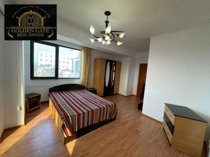 Domenii | 5 Camere | 3 Dormitoare | 3 Bai | 4 Balcoane | Boxa |Parcare - imagine 12