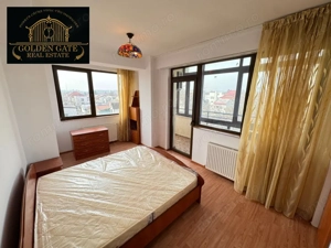 Domenii | 5 Camere | 3 Dormitoare | 3 Bai | 4 Balcoane | Boxa |Parcare - imagine 13