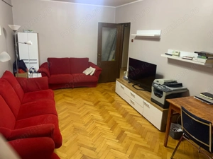 Apartament cu 3 camere în zona, mobilat si utilat -  Piața Centrală