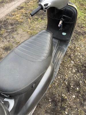 scuter piagio vespa - imagine 5