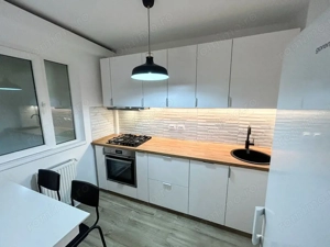 De vanzare Apartament 3 camere Drumul Taberei