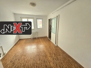 Garsonieră de vânzare   Piatra Neamț | Etaj 3 | 28.000  