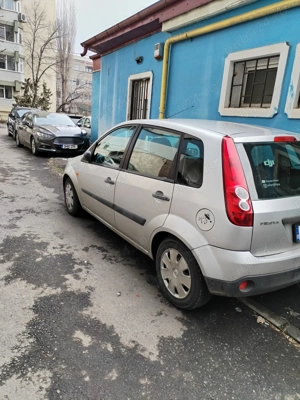 Vanzare masina functionala FORD FIESTA - imagine 2
