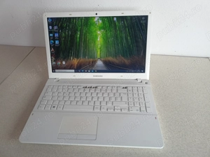 Dezmembrez Samsung NP370R5E 307R5E  370R 15,6