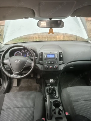 Hyundai i30 CW 2011 1.4 benzină   - imagine 3