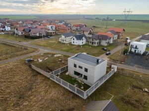 Vila noua la gri, design deosebit, 4 camere, Fantanele - imagine 4