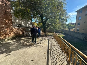 De vanzare casa nemteasca, demisol+parter, zona Balcescu - imagine 8