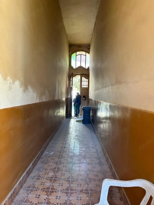 De vanzare casa nemteasca, demisol+parter, zona Balcescu - imagine 7