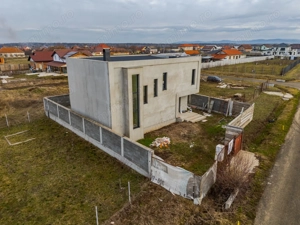 Vila noua la gri, design deosebit, 4 camere, Fantanele - imagine 2