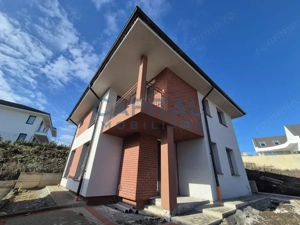 Casa superba, panouri fotovoltaice, standarde NZEB - imagine 4