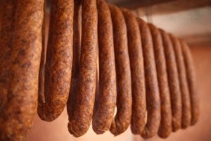 Untură, slănină de porc și cârnat  - imagine 3