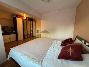De vânzare / Închiriere – Apartament 3 camere decomandat - imagine 3